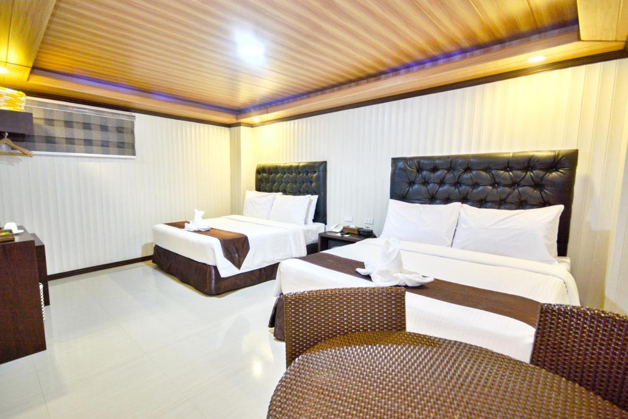 Diamond Water Edge Resort Balabag  Exterior photo