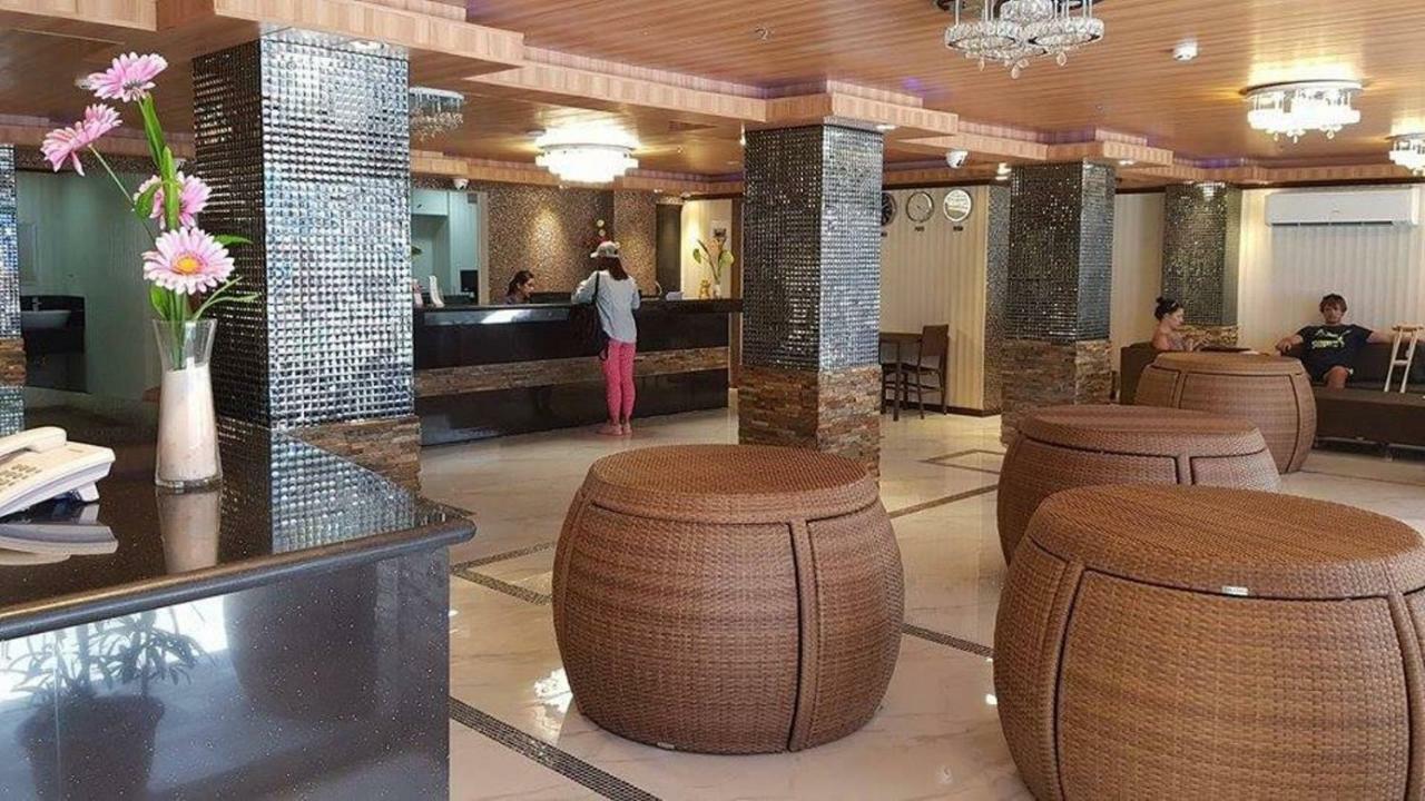 Diamond Water Edge Resort Balabag  Exterior photo